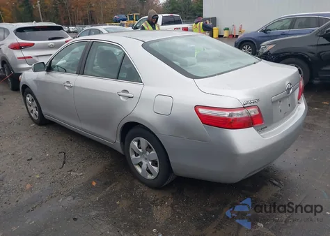 2009 Toyota Camry Le z USA, uszkodzony, nr VIN 4T4BE46K59R102556